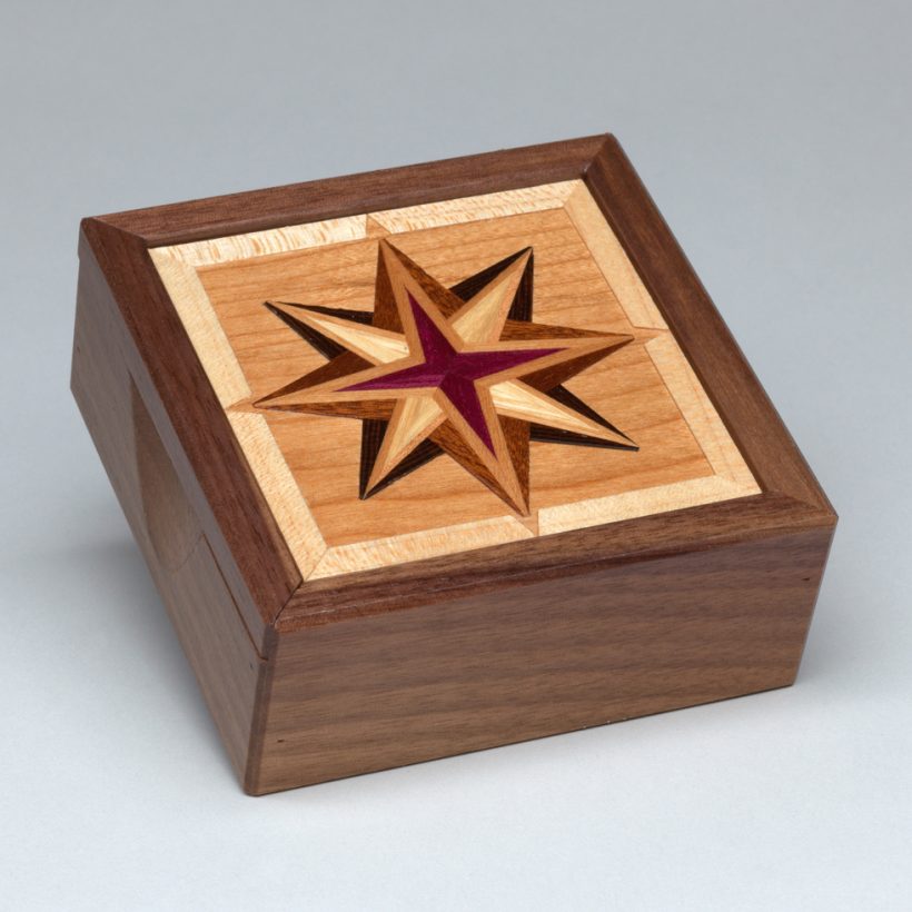 Star box - closed Star box - closed