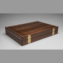 Backgammon closed, hinges Backgammon closed, hinges